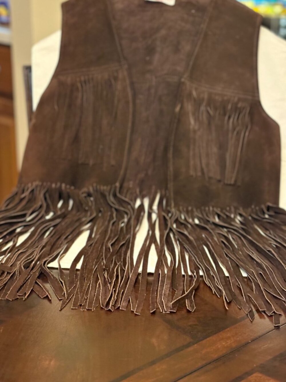 VINTAGE TEPEE TOWN NY FRINGE VEST - Picture 10 of 10